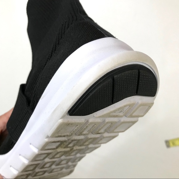 AVIA ‘Sock’ Booties - Picture 7 of 9